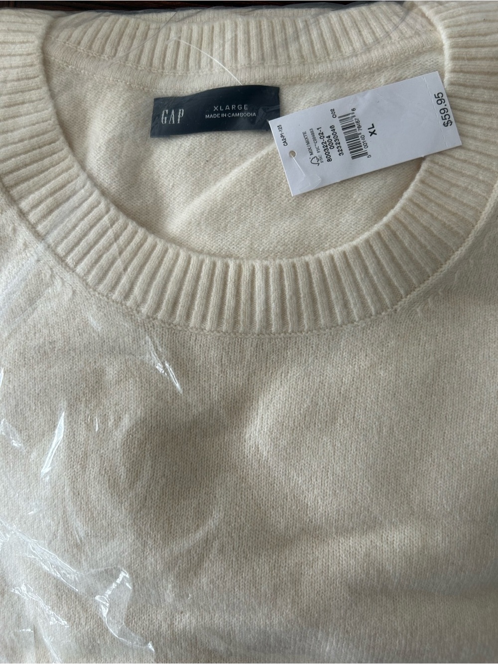 GAP Men's Crewneck Sweater - Cream/Off-White